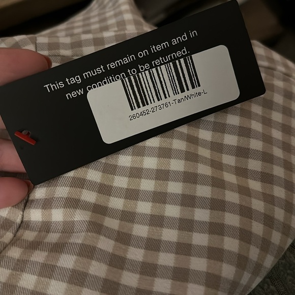 I love Tyler Madison (ILTM) gingham shorts (tan and white check) size large - Picture 3 of 7